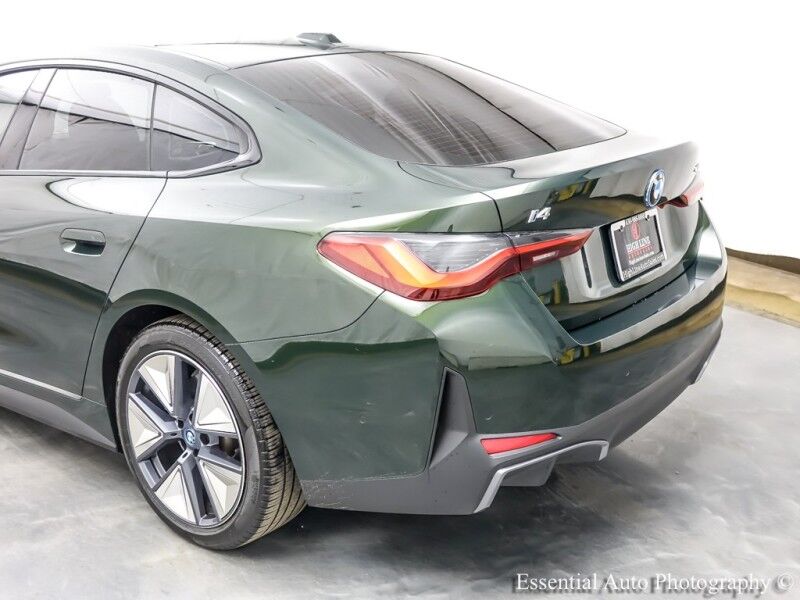 2023 BMW i4 eDrive35 Willowbrook IL