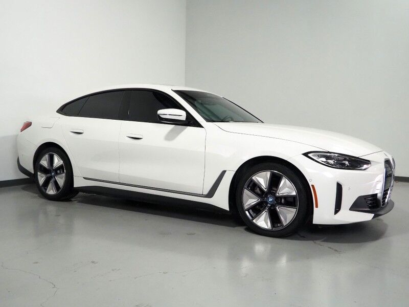 2023 BMW i4 eDrive40 Gran Coupe *DRIVING ASSIST PRO, HEADS-UP DISPLAY, NAVIGATION, ADAPTIVE CRUISE, CURVED DISPLAY, SAFETY ALERTS, 360 VIEW CAMERAS, MOONROOF, HEATED SEATS/STEERING, HARMAN/KARDON, ANDROID & APPLE