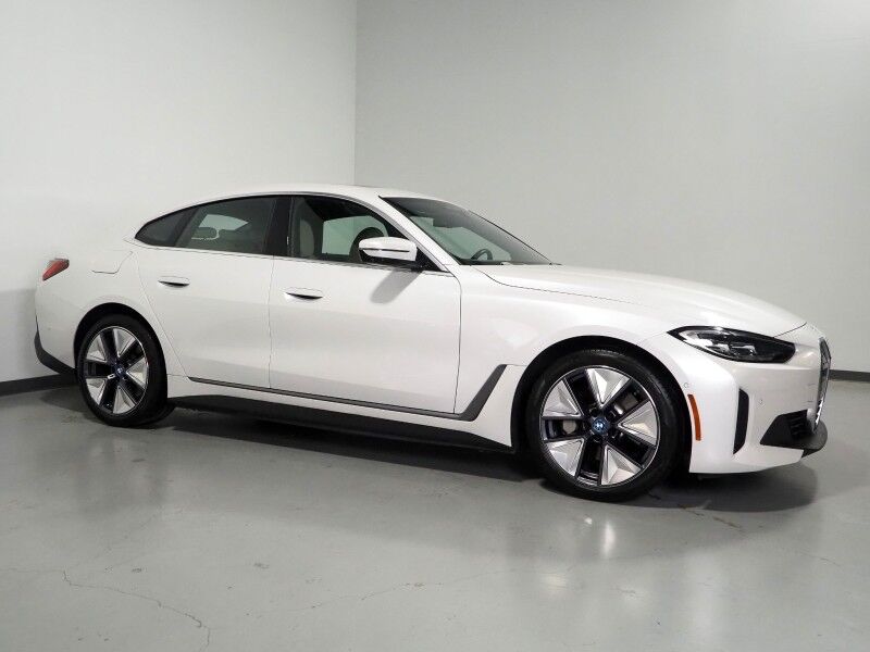2023 BMW i4 eDrive40 Gran Coupe *DRIVING ASSIST PRO, NAVIGATION, ADAPTIVE CRUISE, CURVED DISPLAY, SAFETY ALERTS, 360 CAMERAS, MOONROOF, HEATED SEATS/STEERING, COMFORT ACCESS, ICONIC SOUNDS, HARMAN/KARDON, 19 INCH WHEELS, ANDROID & APPLE