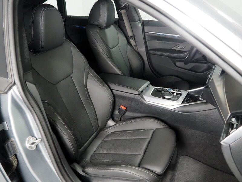 2023 BMW i4 eDrive40 Gran Coupe *DRIVING ASSIST PRO, NAVIGATION, ADAPTIVE CRUISE, CURVED DISPLAY, SAFETY ALERTS, 360 CAMERAS, MOONROOF, HEATED SEATS/STEERING, COMFORT ACCESS, ICONIC SOUNDS, HARMAN/KARDON, 19 INCH WHEELS, ANDROID & APPLE