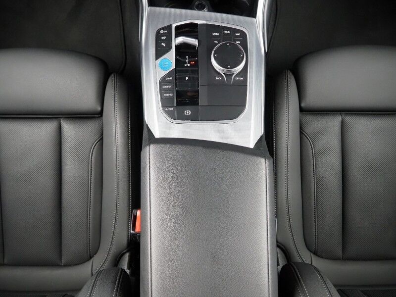 2023 BMW i4 eDrive40 Gran Coupe *DRIVING ASSIST PRO, NAVIGATION, ADAPTIVE CRUISE, CURVED DISPLAY, SAFETY ALERTS, 360 CAMERAS, MOONROOF, HEATED SEATS/STEERING, COMFORT ACCESS, ICONIC SOUNDS, HARMAN/KARDON, 19 INCH WHEELS, ANDROID & APPLE Round Rock TX