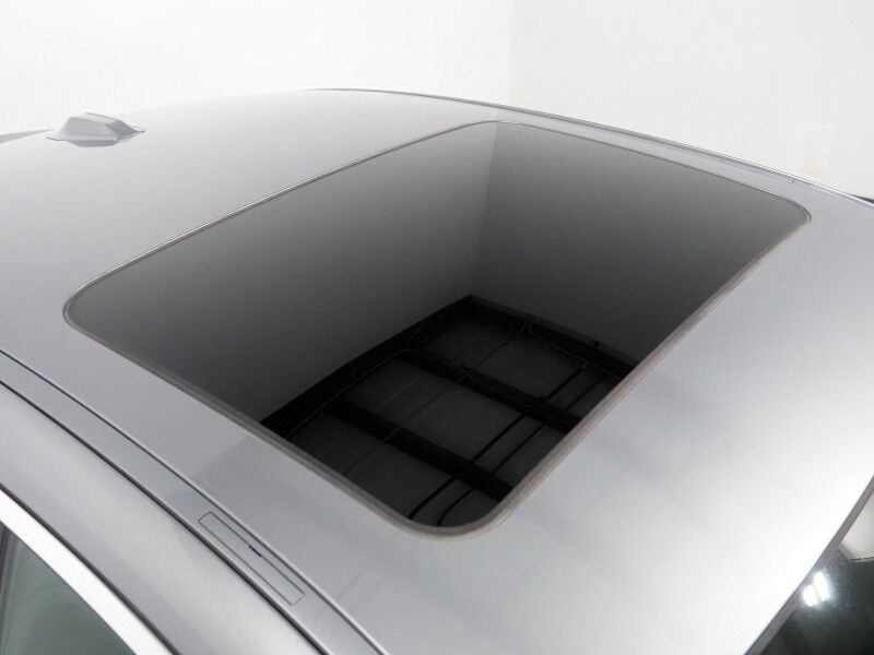 2023 BMW i4 eDrive40 Gran Coupe *DRIVING ASSIST PRO, NAVIGATION, ADAPTIVE CRUISE, CURVED DISPLAY, SAFETY ALERTS, 360 CAMERAS, MOONROOF, HEATED SEATS/STEERING, COMFORT ACCESS, ICONIC SOUNDS, HARMAN/KARDON, 19 INCH WHEELS, ANDROID & APPLE Round Rock TX