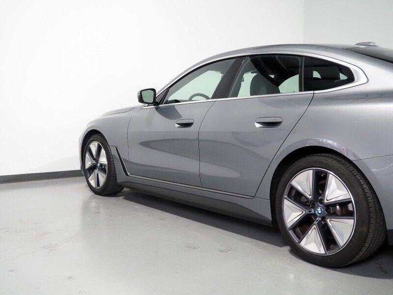 2023 BMW i4 eDrive40 Gran Coupe *DRIVING ASSIST PRO, NAVIGATION, ADAPTIVE CRUISE, CURVED DISPLAY, SAFETY ALERTS, 360 CAMERAS, MOONROOF, HEATED SEATS/STEERING, COMFORT ACCESS, ICONIC SOUNDS, HARMAN/KARDON, 19 INCH WHEELS, ANDROID & APPLE Round Rock TX