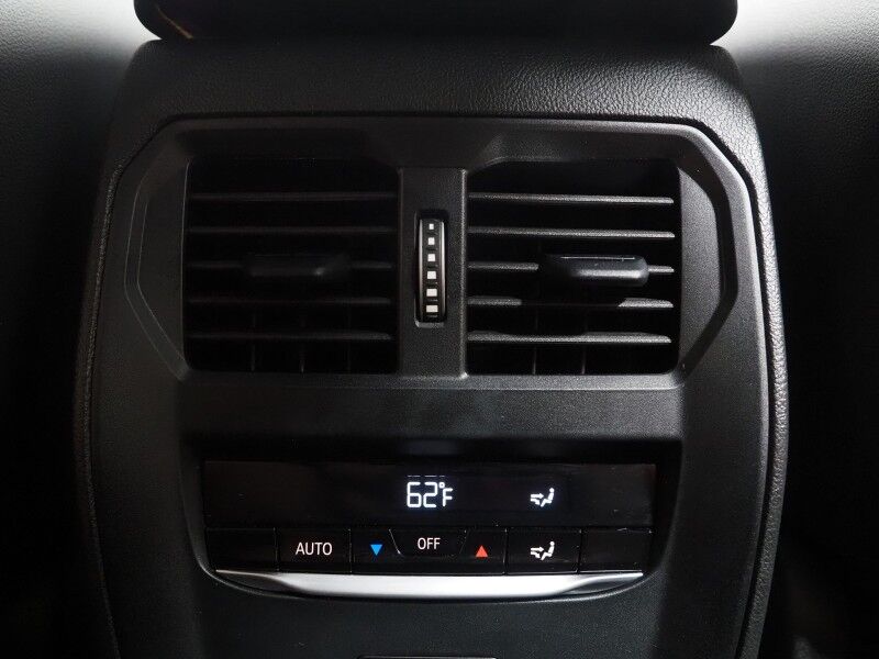 2023 BMW i4 eDrive40 Gran Coupe *DRIVING ASSIST PRO, NAVIGATION, ADAPTIVE CRUISE, CURVED DISPLAY, SAFETY ALERTS, 360 CAMERAS, MOONROOF, HEATED SEATS/STEERING, COMFORT ACCESS, ICONIC SOUNDS, HARMAN/KARDON, 19 INCH WHEELS, ANDROID & APPLE Round Rock TX