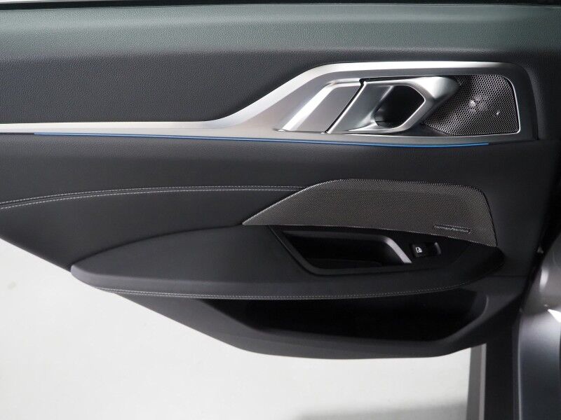 2023 BMW i4 eDrive40 Gran Coupe *DRIVING ASSIST PRO, NAVIGATION, ADAPTIVE CRUISE, CURVED DISPLAY, SAFETY ALERTS, 360 CAMERAS, MOONROOF, HEATED SEATS/STEERING, COMFORT ACCESS, ICONIC SOUNDS, HARMAN/KARDON, 19 INCH WHEELS, ANDROID & APPLE Round Rock TX
