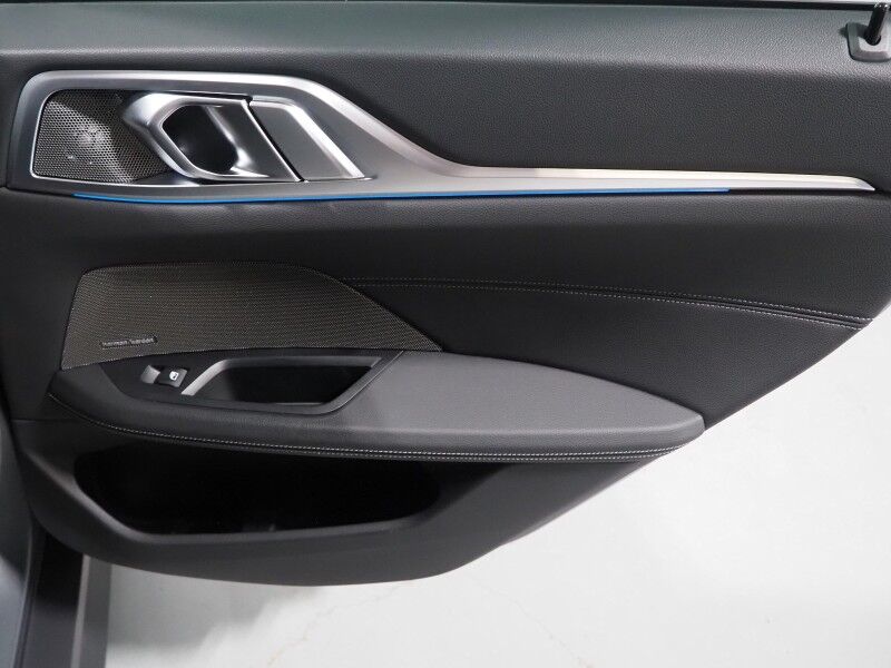 2023 BMW i4 eDrive40 Gran Coupe *DRIVING ASSIST PRO, NAVIGATION, ADAPTIVE CRUISE, CURVED DISPLAY, SAFETY ALERTS, 360 CAMERAS, MOONROOF, HEATED SEATS/STEERING, COMFORT ACCESS, ICONIC SOUNDS, HARMAN/KARDON, 19 INCH WHEELS, ANDROID & APPLE Round Rock TX