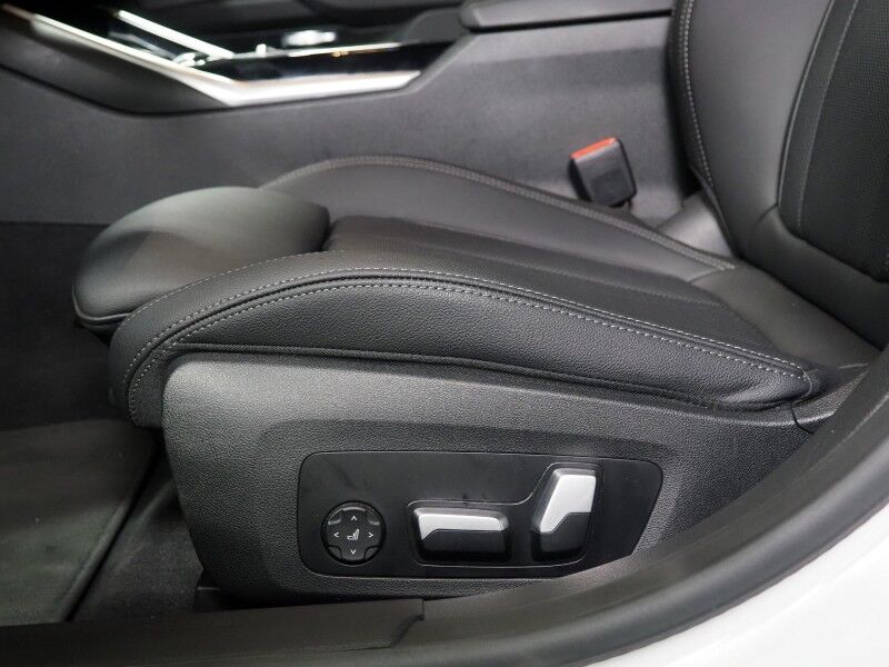 2023 BMW i4 eDrive40 Gran Coupe *HEADS-UP DISPLAY, NAVIGATION, CURVED DISPLAY, SAFETY ALERTS, 360 VIEW CAMERAS, MOONROOF, HEATED SEATS/STEERING, HARMAN/KARDON, WIRELESS CHARGING, ANDROID & APPLE Round Rock TX