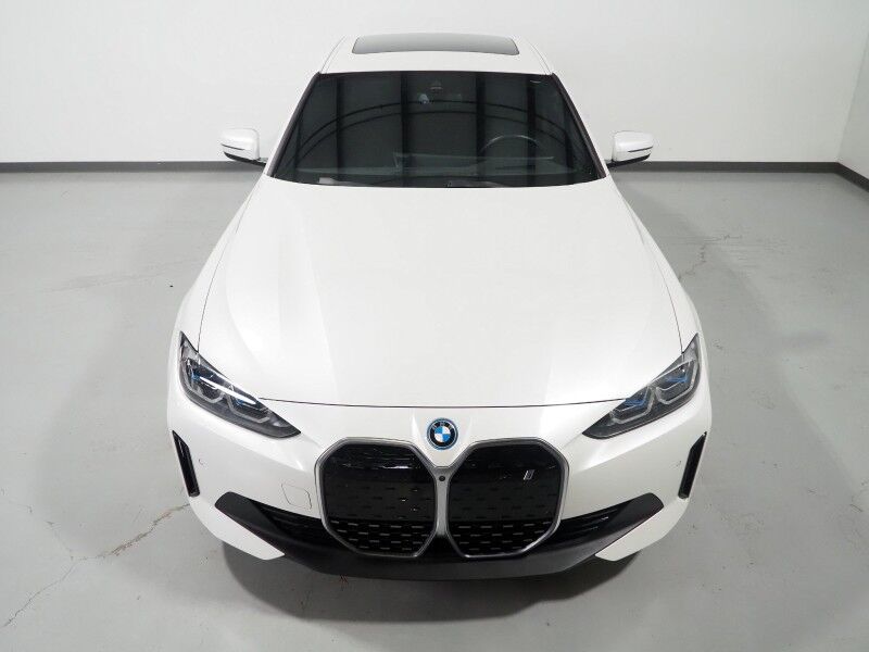 2023 BMW i4 eDrive40 Gran Coupe *HEADS-UP DISPLAY, NAVIGATION, CURVED DISPLAY, SAFETY ALERTS, 360 VIEW CAMERAS, MOONROOF, HEATED SEATS/STEERING, HARMAN/KARDON, WIRELESS CHARGING, ANDROID & APPLE Round Rock TX