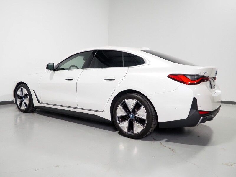 2023 BMW i4 eDrive40 Gran Coupe *HEADS-UP DISPLAY, NAVIGATION, CURVED DISPLAY, SAFETY ALERTS, 360 VIEW CAMERAS, MOONROOF, HEATED SEATS/STEERING, HARMAN/KARDON, WIRELESS CHARGING, ANDROID & APPLE Round Rock TX