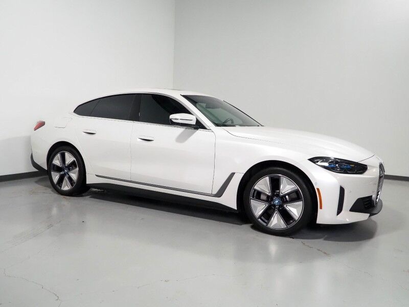 2023 BMW i4 eDrive40 Gran Coupe *HEADS-UP DISPLAY, NAVIGATION, CURVED DISPLAY, SAFETY ALERTS, 360 VIEW CAMERAS, MOONROOF, HEATED SEATS/STEERING, HARMAN/KARDON, WIRELESS CHARGING, ANDROID & APPLE