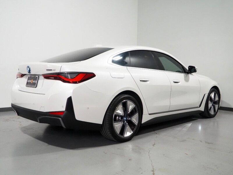 2023 BMW i4 eDrive40 Gran Coupe *HEADS-UP DISPLAY, NAVIGATION, CURVED DISPLAY, SAFETY ALERTS, 360 VIEW CAMERAS, MOONROOF, HEATED SEATS/STEERING, HARMAN/KARDON, WIRELESS CHARGING, ANDROID & APPLE Round Rock TX
