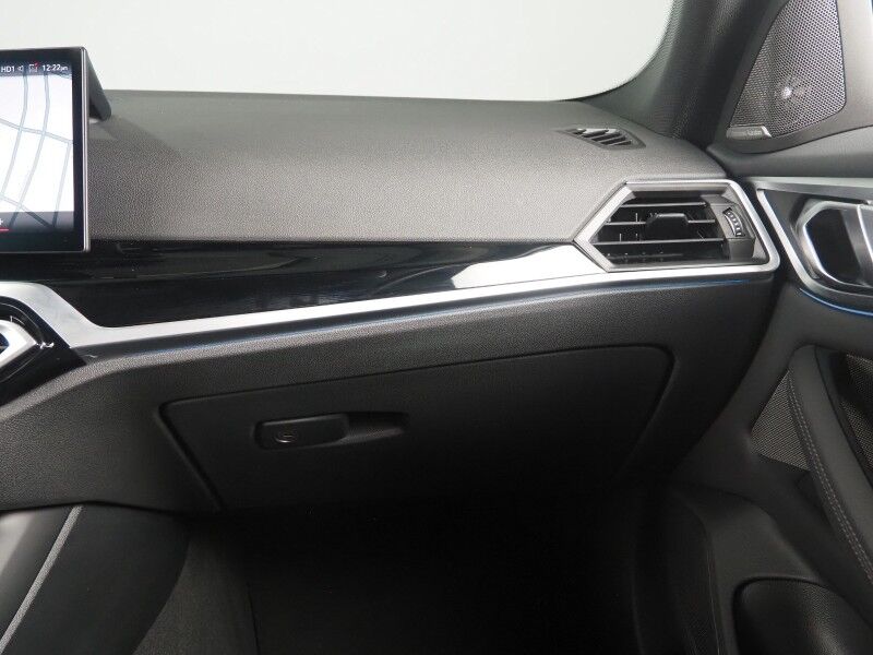 2023 BMW i4 eDrive40 Gran Coupe *HEADS-UP DISPLAY, NAVIGATION, CURVED DISPLAY, SAFETY ALERTS, 360 VIEW CAMERAS, MOONROOF, HEATED SEATS/STEERING, HARMAN/KARDON, WIRELESS CHARGING, ANDROID & APPLE Round Rock TX