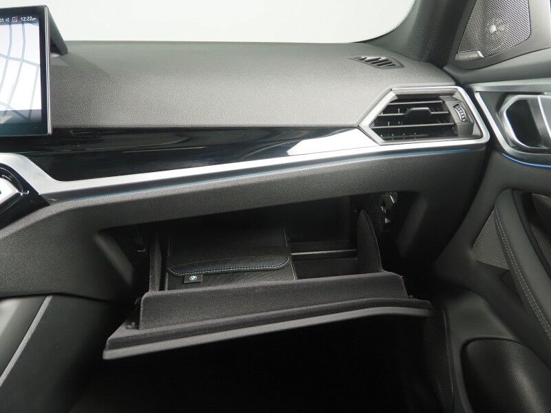 2023 BMW i4 eDrive40 Gran Coupe *HEADS-UP DISPLAY, NAVIGATION, CURVED DISPLAY, SAFETY ALERTS, 360 VIEW CAMERAS, MOONROOF, HEATED SEATS/STEERING, HARMAN/KARDON, WIRELESS CHARGING, ANDROID & APPLE Round Rock TX