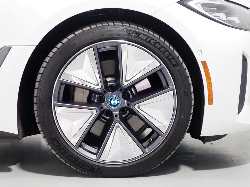 2023 BMW i4 eDrive40 Gran Coupe *HEADS-UP DISPLAY, NAVIGATION, CURVED DISPLAY, SAFETY ALERTS, 360 VIEW CAMERAS, MOONROOF, VERNASCA LEATHER, CLIMATE SEATS, HEATED STEERING, HARMAN/KARDON, ANDROID & APPLE Round Rock TX