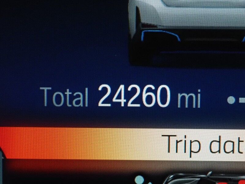 2023 BMW i4 eDrive40 Gran Coupe *HEADS-UP DISPLAY, NAVIGATION, CURVED DISPLAY, SAFETY ALERTS, 360 VIEW CAMERAS, MOONROOF, VERNASCA LEATHER, CLIMATE SEATS, HEATED STEERING, HARMAN/KARDON, ANDROID & APPLE Round Rock TX