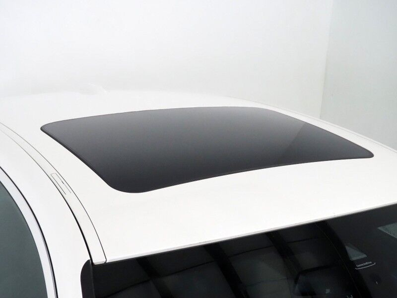 2023 BMW i4 eDrive40 Gran Coupe *HEADS-UP DISPLAY, NAVIGATION, CURVED DISPLAY, SAFETY ALERTS, 360 VIEW CAMERAS, MOONROOF, VERNASCA LEATHER, CLIMATE SEATS, HEATED STEERING, HARMAN/KARDON, ANDROID & APPLE