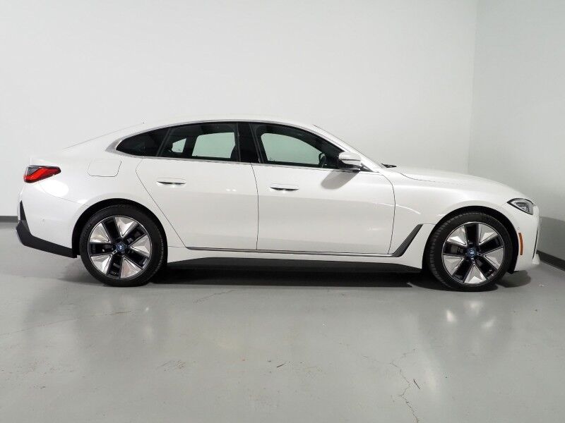 2023 BMW i4 eDrive40 Gran Coupe *HEADS-UP DISPLAY, NAVIGATION, CURVED DISPLAY, SAFETY ALERTS, 360 VIEW CAMERAS, MOONROOF, VERNASCA LEATHER, CLIMATE SEATS, HEATED STEERING, HARMAN/KARDON, ANDROID & APPLE Round Rock TX