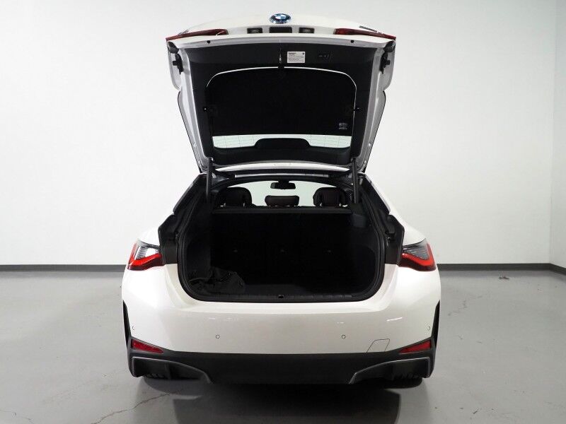 2023 BMW i4 eDrive40 Gran Coupe *HEADS-UP DISPLAY, NAVIGATION, CURVED DISPLAY, SAFETY ALERTS, 360 VIEW CAMERAS, MOONROOF, VERNASCA LEATHER, CLIMATE SEATS, HEATED STEERING, HARMAN/KARDON, ANDROID & APPLE Round Rock TX