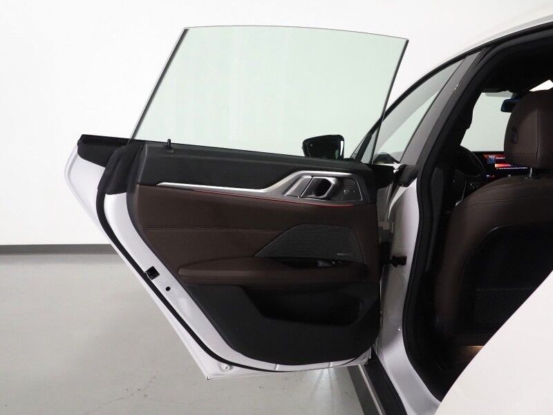 2023 BMW i4 eDrive40 Gran Coupe *HEADS-UP DISPLAY, NAVIGATION, CURVED DISPLAY, SAFETY ALERTS, 360 VIEW CAMERAS, MOONROOF, VERNASCA LEATHER, CLIMATE SEATS, HEATED STEERING, HARMAN/KARDON, ANDROID & APPLE Round Rock TX