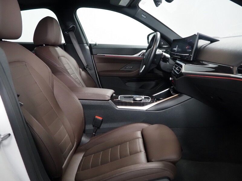 2023 BMW i4 eDrive40 Gran Coupe *HEADS-UP DISPLAY, NAVIGATION, CURVED DISPLAY, SAFETY ALERTS, 360 VIEW CAMERAS, MOONROOF, VERNASCA LEATHER, CLIMATE SEATS, HEATED STEERING, HARMAN/KARDON, ANDROID & APPLE Round Rock TX