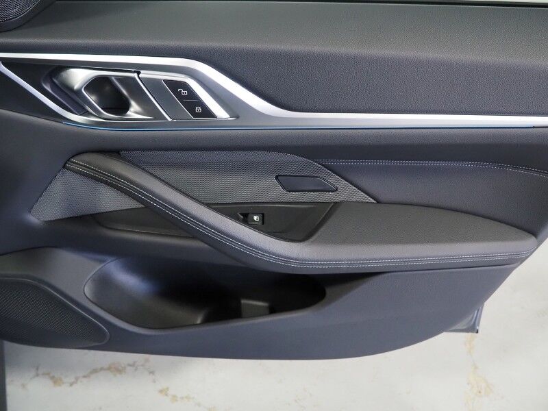 2023 BMW i4 eDrive40 Gran Coupe *M SPORT, DRIVING ASSIST PRO, HEADS-UP DISPLAY, NAVIGATION, ADAPTIVE CRUISE, CURVED DISPLAY, SAFETY ALERTS, 360 CAMERAS, MOONROOF, VERNASCA LEATHER, CLIMATE SEATS, HEATED STEERING, HARMAN/KARDON, ANDROID & APPLE Round Rock TX