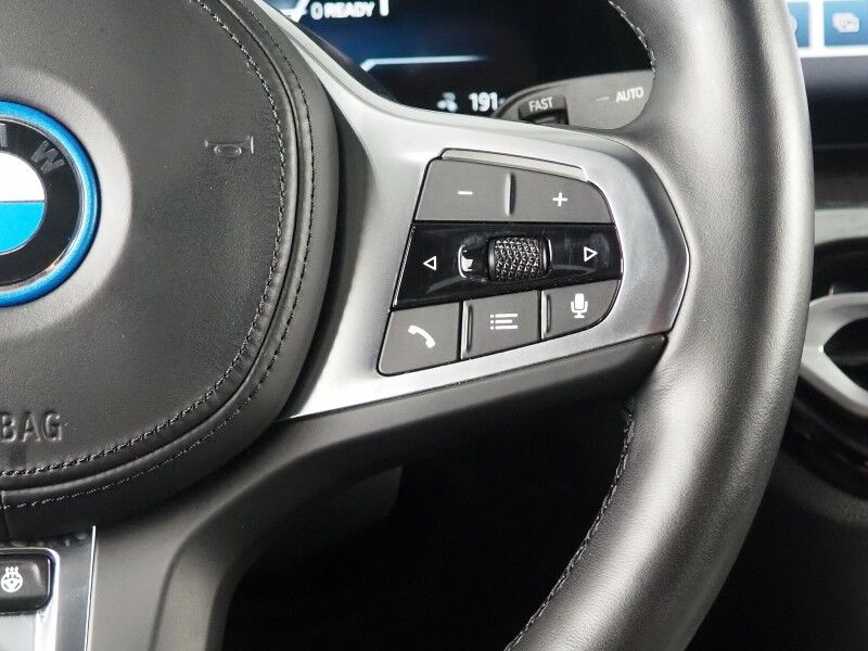 2023 BMW i4 eDrive40 Gran Coupe *M SPORT, DRIVING ASSIST PRO, HEADS-UP DISPLAY, NAVIGATION, ADAPTIVE CRUISE, CURVED DISPLAY, SAFETY ALERTS, 360 CAMERAS, MOONROOF, VERNASCA LEATHER, CLIMATE SEATS, HEATED STEERING, HARMAN/KARDON, ANDROID & APPLE Round Rock TX