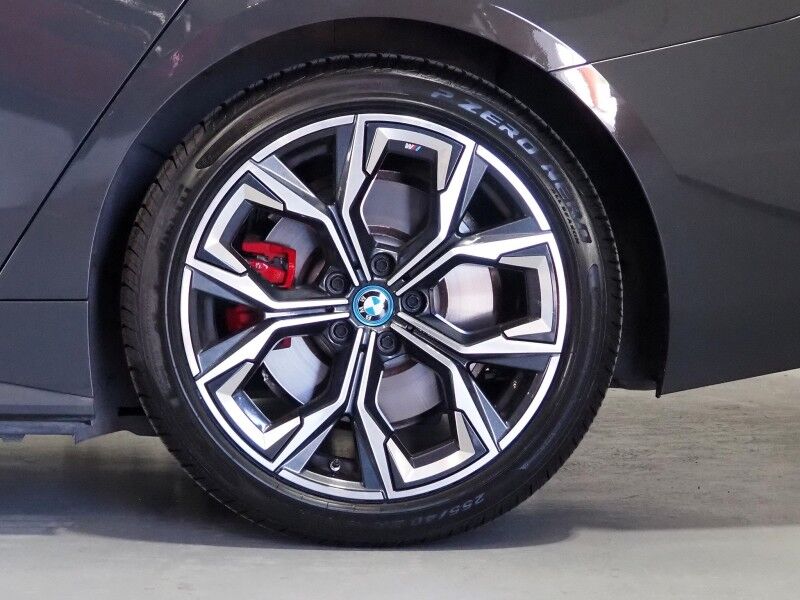 2023 BMW i4 eDrive40 Gran Coupe *M SPORT, DRIVING ASSIST PRO, HEADS-UP DISPLAY, NAVIGATION, ADAPTIVE CRUISE, CURVED DISPLAY, SAFETY ALERTS, 360 CAMERAS, MOONROOF, VERNASCA LEATHER, CLIMATE SEATS, HEATED STEERING, HARMAN/KARDON, ANDROID & APPLE Round Rock TX