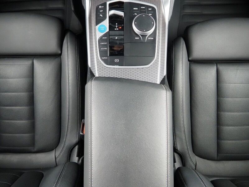 2023 BMW i4 eDrive40 Gran Coupe *M SPORT, DRIVING ASSIST PRO, HEADS-UP DISPLAY, NAVIGATION, ADAPTIVE CRUISE, CURVED DISPLAY, SAFETY ALERTS, 360 CAMERAS, MOONROOF, VERNASCA LEATHER, CLIMATE SEATS, HEATED STEERING, HARMAN/KARDON, ANDROID & APPLE Round Rock TX