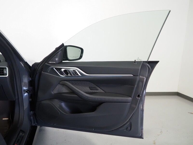 2023 BMW i4 eDrive40 Gran Coupe *M SPORT, DRIVING ASSIST PRO, HEADS-UP DISPLAY, NAVIGATION, ADAPTIVE CRUISE, CURVED DISPLAY, SAFETY ALERTS, 360 CAMERAS, MOONROOF, VERNASCA LEATHER, CLIMATE SEATS, HEATED STEERING, HARMAN/KARDON, ANDROID & APPLE Round Rock TX