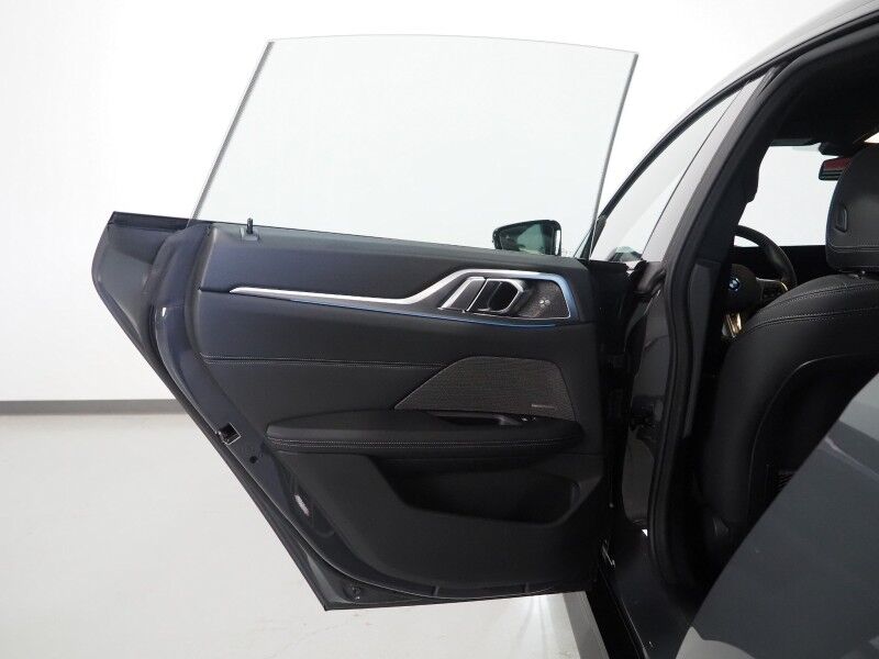 2023 BMW i4 eDrive40 Gran Coupe *M SPORT, DRIVING ASSIST PRO, HEADS-UP DISPLAY, NAVIGATION, ADAPTIVE CRUISE, CURVED DISPLAY, SAFETY ALERTS, 360 CAMERAS, MOONROOF, VERNASCA LEATHER, CLIMATE SEATS, HEATED STEERING, HARMAN/KARDON, ANDROID & APPLE Round Rock TX