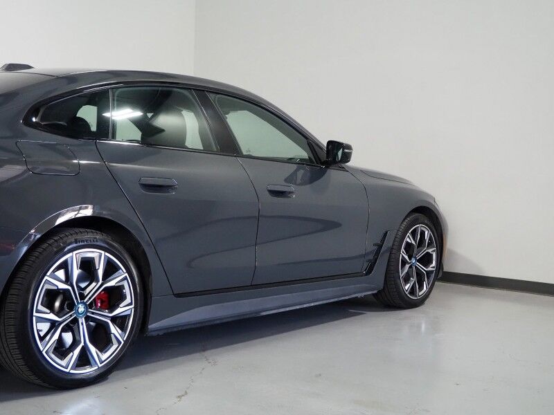 2023 BMW i4 eDrive40 Gran Coupe *M SPORT, DRIVING ASSIST PRO, HEADS-UP DISPLAY, NAVIGATION, ADAPTIVE CRUISE, CURVED DISPLAY, SAFETY ALERTS, 360 CAMERAS, MOONROOF, VERNASCA LEATHER, CLIMATE SEATS, HEATED STEERING, HARMAN/KARDON, ANDROID & APPLE Round Rock TX