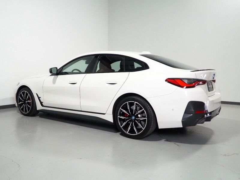 2023 BMW i4 eDrive40 Gran Coupe *M SPORT, HEADS-UP DISPLAY, NAVIGATION, CURVED DISPLAY, SAFETY ALERTS, 360 VIEW CAMERAS, MOONROOF, HEATED SEATS/STEERING, 19 INCH WHEELS, HARMAN/KARDON, ANDROID & APPLE Round Rock TX