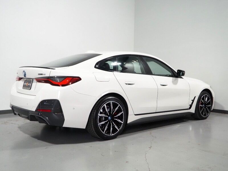 2023 BMW i4 eDrive40 Gran Coupe *M SPORT, HEADS-UP DISPLAY, NAVIGATION, CURVED DISPLAY, SAFETY ALERTS, 360 VIEW CAMERAS, MOONROOF, HEATED SEATS/STEERING, 19 INCH WHEELS, HARMAN/KARDON, ANDROID & APPLE Round Rock TX