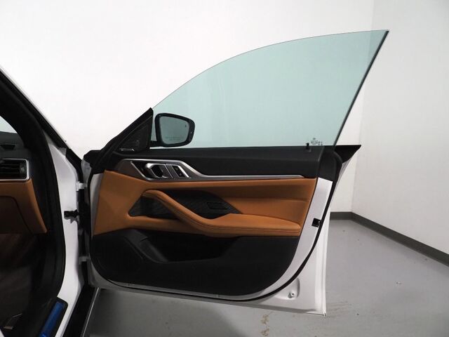 2023 BMW i4 eDrive40 Gran Coupe *M SPORT PKG, HEADS-UP DISPLAY, NAVIGATION, CURVED DISPLAY, SAFETY ALERTS, 360 VIEW CAMERAS, MOONROOF, HEATED SEATS/STEERING, ICONIC SOUNDS, HARMAN/KARDON, ANDROID & APPLE Round Rock TX
