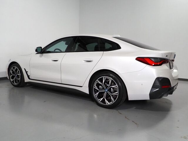 2023 BMW i4 eDrive40 Gran Coupe *M SPORT PKG, HEADS-UP DISPLAY, NAVIGATION, CURVED DISPLAY, SAFETY ALERTS, 360 VIEW CAMERAS, MOONROOF, HEATED SEATS/STEERING, ICONIC SOUNDS, HARMAN/KARDON, ANDROID & APPLE Round Rock TX