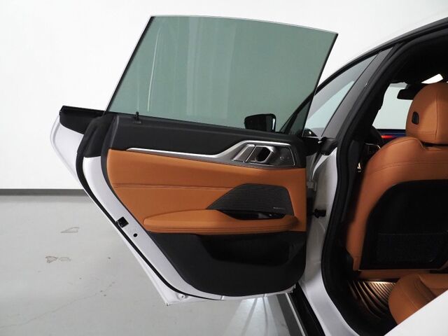 2023 BMW i4 eDrive40 Gran Coupe *M SPORT PKG, HEADS-UP DISPLAY, NAVIGATION, CURVED DISPLAY, SAFETY ALERTS, 360 VIEW CAMERAS, MOONROOF, HEATED SEATS/STEERING, ICONIC SOUNDS, HARMAN/KARDON, ANDROID & APPLE Round Rock TX