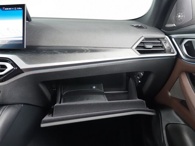 2023 BMW i4 eDrive40 Gran Coupe *M SPORT PKG, HEADS-UP DISPLAY, NAVIGATION, CURVED DISPLAY, SAFETY ALERTS, BACKUP-CAMERA, MOONROOF, LEATHER, CLIMATE SEATS, HEATED STEERING, ADAPTIVE LED HEADLIGHTS, HARMAN/KARDON, ANDROID & APPLE Round Rock TX