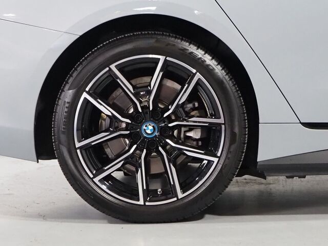 2023 BMW i4 eDrive40 Gran Coupe *M SPORT PKG, HEADS-UP DISPLAY, NAVIGATION, CURVED DISPLAY, SAFETY ALERTS, BACKUP-CAMERA, MOONROOF, LEATHER, CLIMATE SEATS, HEATED STEERING, ADAPTIVE LED HEADLIGHTS, HARMAN/KARDON, ANDROID & APPLE Round Rock TX