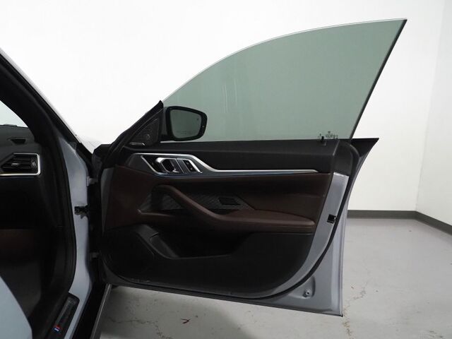 2023 BMW i4 eDrive40 Gran Coupe *M SPORT PKG, HEADS-UP DISPLAY, NAVIGATION, CURVED DISPLAY, SAFETY ALERTS, BACKUP-CAMERA, MOONROOF, LEATHER, CLIMATE SEATS, HEATED STEERING, ADAPTIVE LED HEADLIGHTS, HARMAN/KARDON, ANDROID & APPLE Round Rock TX