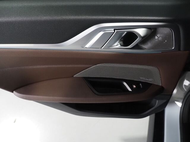 2023 BMW i4 eDrive40 Gran Coupe *M SPORT PKG, HEADS-UP DISPLAY, NAVIGATION, CURVED DISPLAY, SAFETY ALERTS, BACKUP-CAMERA, MOONROOF, LEATHER, CLIMATE SEATS, HEATED STEERING, ADAPTIVE LED HEADLIGHTS, HARMAN/KARDON, ANDROID & APPLE Round Rock TX