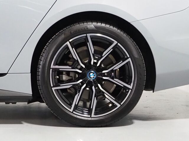 2023 BMW i4 eDrive40 Gran Coupe *M SPORT PKG, HEADS-UP DISPLAY, NAVIGATION, CURVED DISPLAY, SAFETY ALERTS, BACKUP-CAMERA, MOONROOF, LEATHER, CLIMATE SEATS, HEATED STEERING, ADAPTIVE LED HEADLIGHTS, HARMAN/KARDON, ANDROID & APPLE Round Rock TX