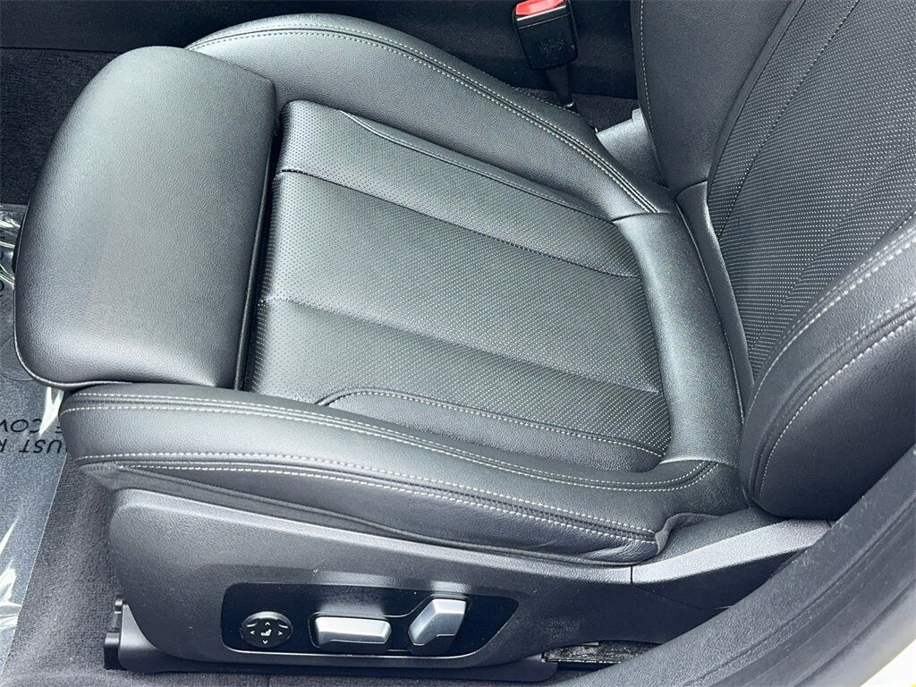 2023 BMW i4 eDrive40 NAV,CAM,SUNROOF,HTD STS,BLIND SPOT Plano TX
