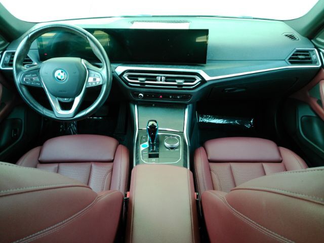 2023 BMW i4 eDrive40