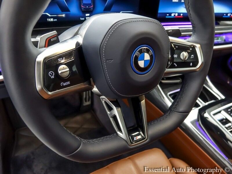 2023 BMW i7 xDrive60 MSPORT Willowbrook IL