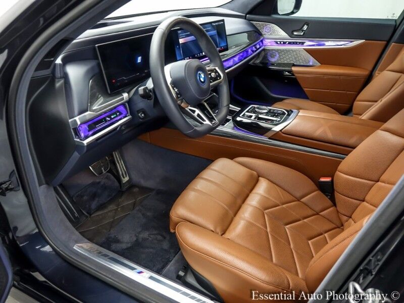 2023 BMW i7 xDrive60 MSPORT Willowbrook IL