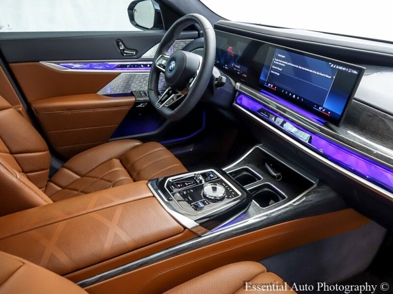 2023 BMW i7 xDrive60 MSPORT Willowbrook IL
