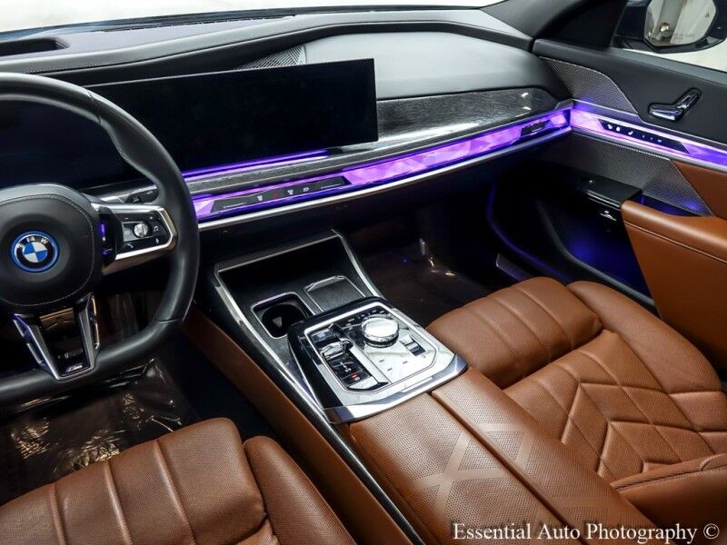 2023 BMW i7 xDrive60 Willowbrook IL