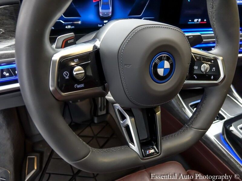2023 BMW i7 xDrive60 Willowbrook IL