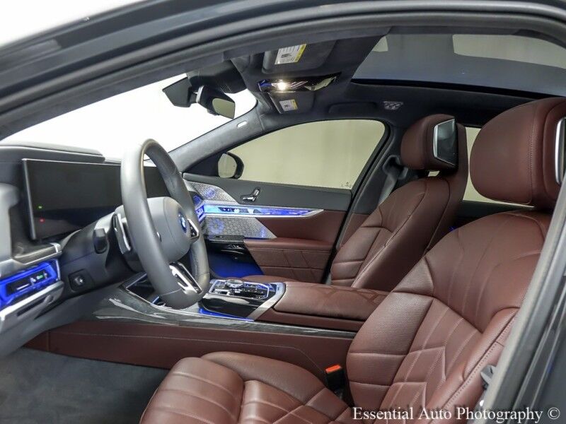 2023 BMW i7 xDrive60 Willowbrook IL