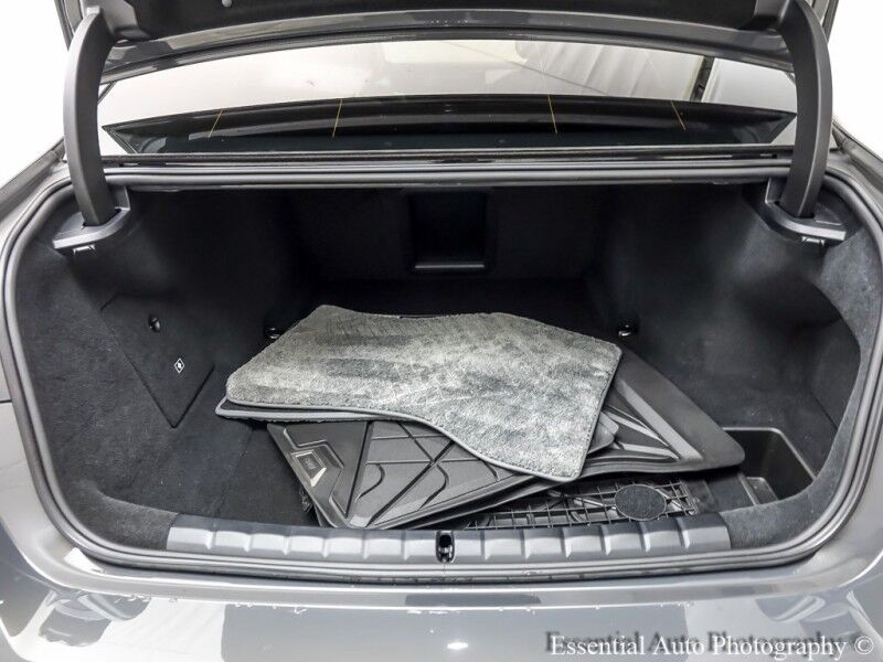 2023 BMW i7 xDrive60 Willowbrook IL